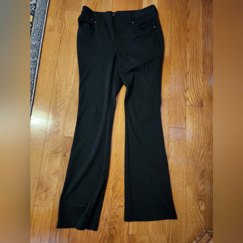 Simply Vera Wang Bootcut Black Trousers Size M